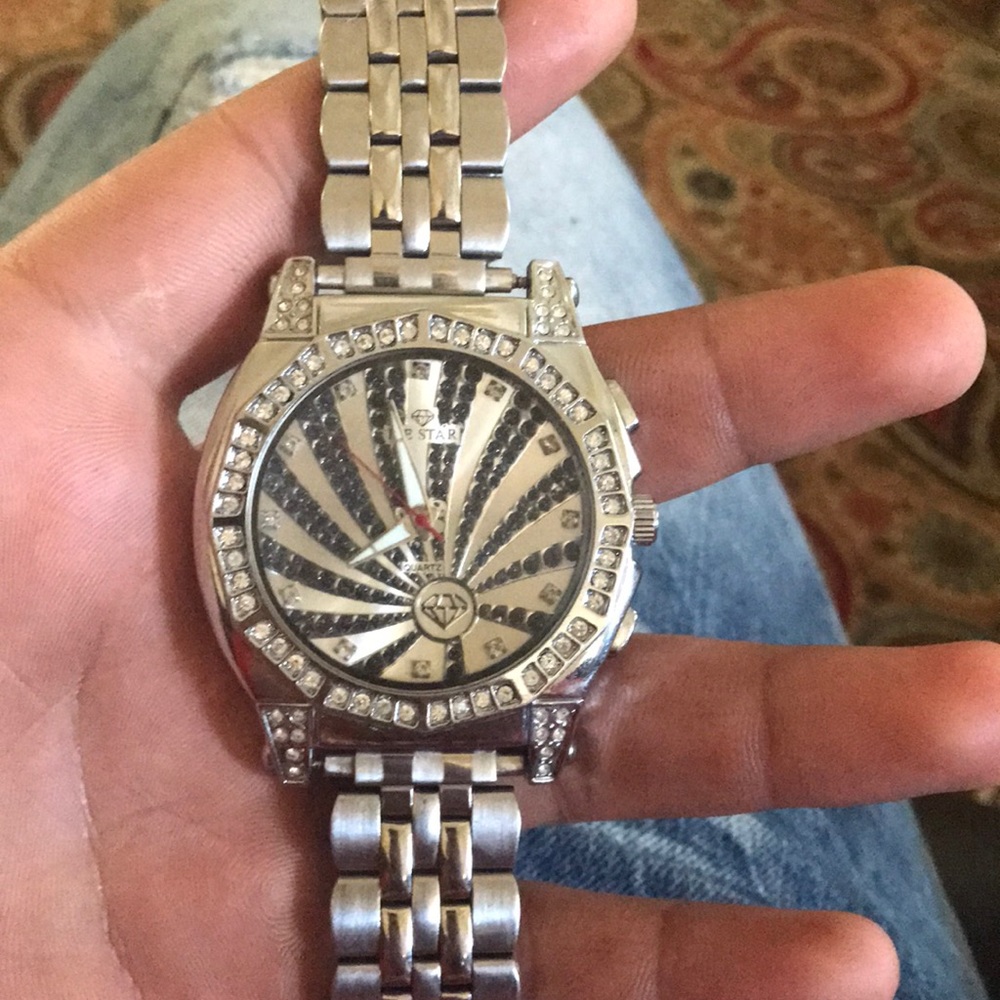 Fully Customized Quartz Movement Watch - Picture 2 of 5